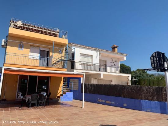 2 casas con piscinas a 5 minutos de las playas, ideal para inversión - Tienen HUTTE - TARRAGONA