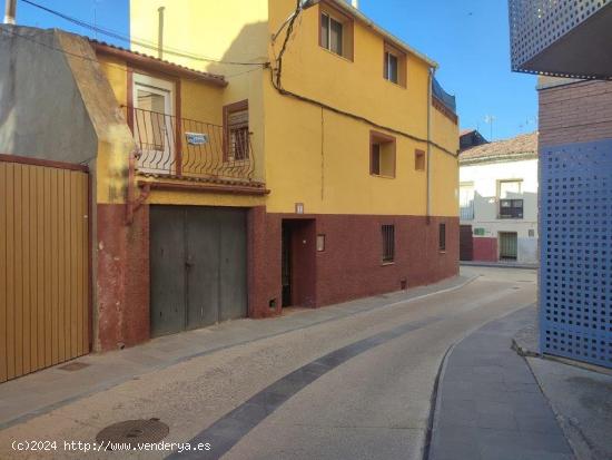 Casa en Cariñena - ZARAGOZA