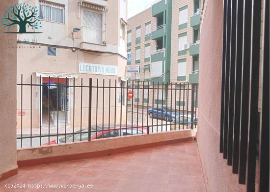 PISO CON MUY BUENA TERRAZA EN PUERTO DE MAZARRÓN - MURCIA