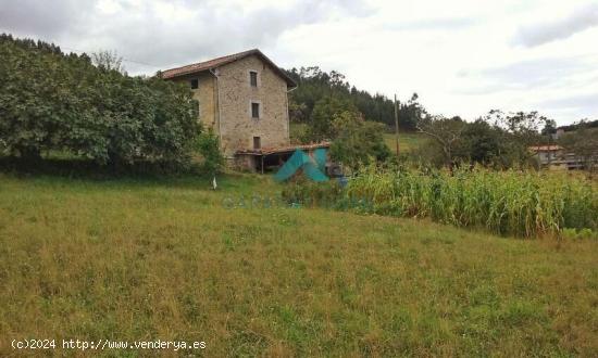 Se vende casa de pueblo en Bárcena de Cicero - CANTABRIA