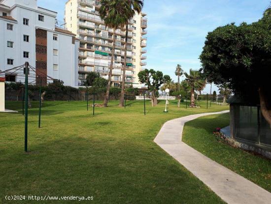 ESTUDIO COQUETO EN PRIMERA LINEA PLAYA - BENALMÁDENA - MALAGA