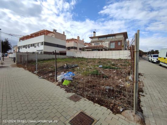 Parcela de 348 metros ubicada en Guardamar Hills. - ALICANTE