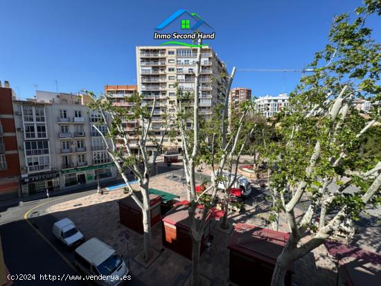 PISO EN PLAZA JUAN XXIII CON ASCENSOR - MURCIA