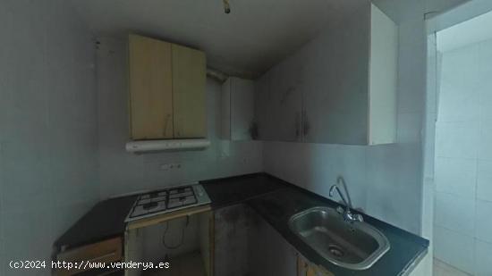 PISO EN VENTA EN CALLE JUAN XXIII DE CUBELLES - BARCELONA (OCUPADO) - BARCELONA