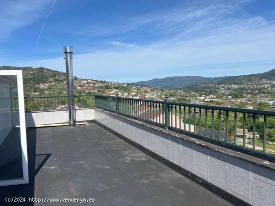 PRECIOSA CASA CON VISTAS EN OURENSE CIUDAD - ORENSE