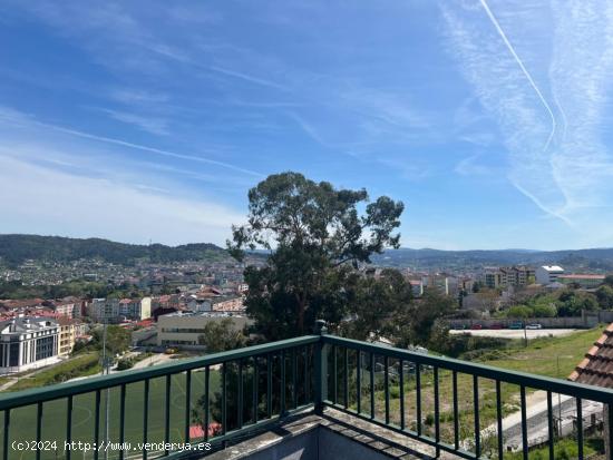 PRECIOSA CASA CON VISTAS EN OURENSE CIUDAD - ORENSE