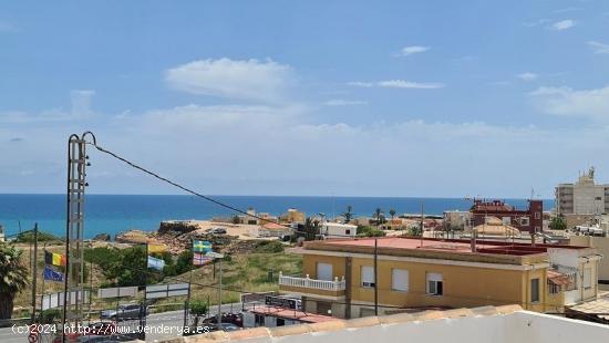 Bungalow reformado en 1 planta con impresionantes vistas al mar y gran solarium - ALICANTE