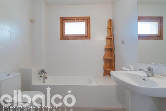 ¡Tu oportunidad de inversión en Pallaresos, Tarragona! Casa  + Negocio + Terreno por 495.000€ - 