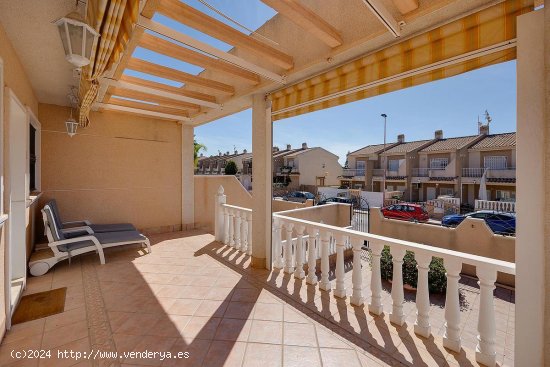 Villa en venta en Torrevieja (Alicante)