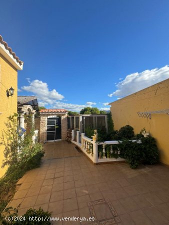 Villa en venta en La Nucia (Alicante)