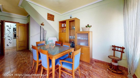 Chalet en venta en Torrevieja (Alicante)