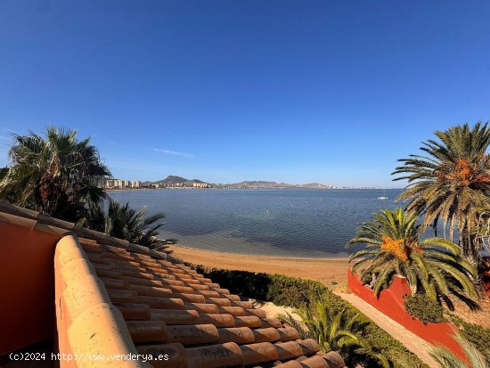 Villa en venta en La Manga del Mar Menor (Murcia)