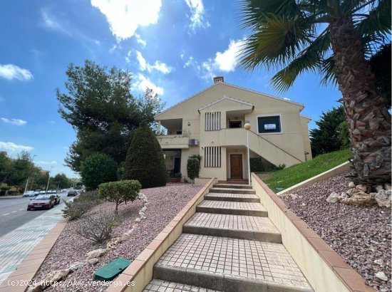  Chalet en venta en Orihuela (Alicante) 