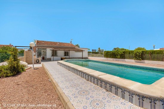 Villa en venta en San Fulgencio (Alicante)