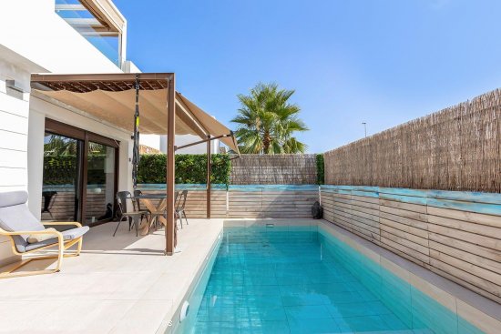 Villa en venta en Orihuela (Alicante)