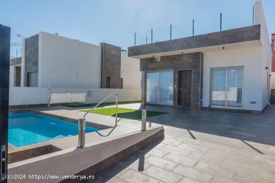  Villa en venta a estrenar en Orihuela (Alicante) 