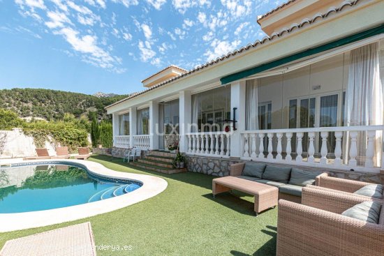  Casa en alquiler en Altea (Alicante) 