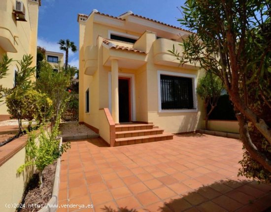 Casa en venta a estrenar en Orihuela (Alicante)