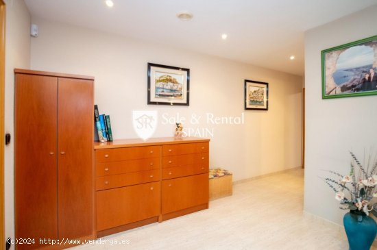 Edificio en venta en Blanes (Girona)