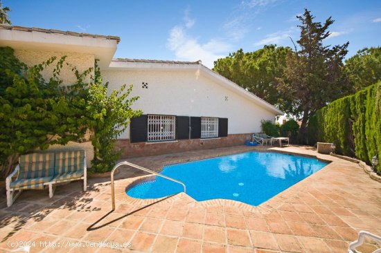 Villa en venta en Benalmádena (Málaga)