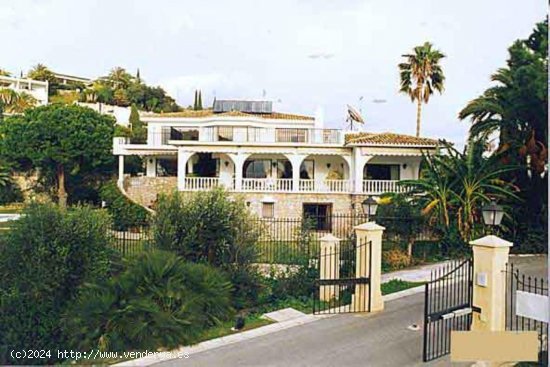 Villa en venta en Marbella (Málaga)