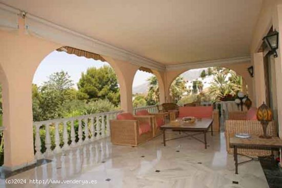 Villa en venta en Marbella (Málaga)