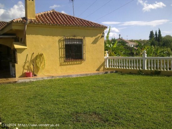 Villa en venta en Estepona (Málaga)