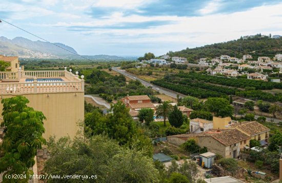 Villa en venta en Orba (Alicante)