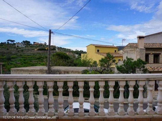 Casa en venta en La Vall de Laguar (Alicante)