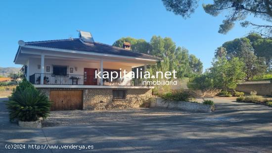 Espectacular chalet a la venta en Ontinyent. - VALENCIA