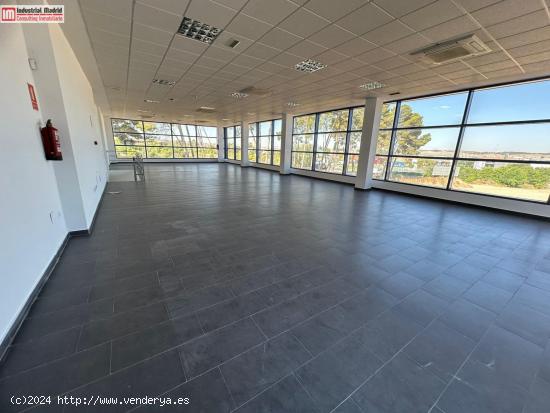 OPORTUNIDAD ALQUILER NAVE COMERCIAL EN ARGANDA DEL REY - MADRID