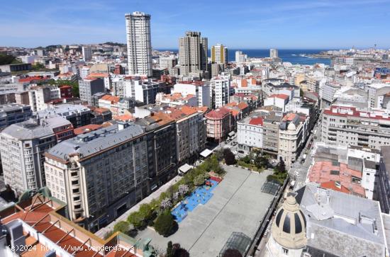 Ático con vistas espectaculares en Linares Rivas - A CORUÑA