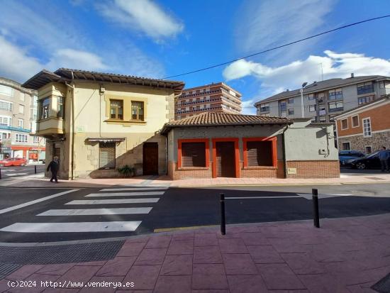 Local comercial en Los Corrales de Buelna - CANTABRIA