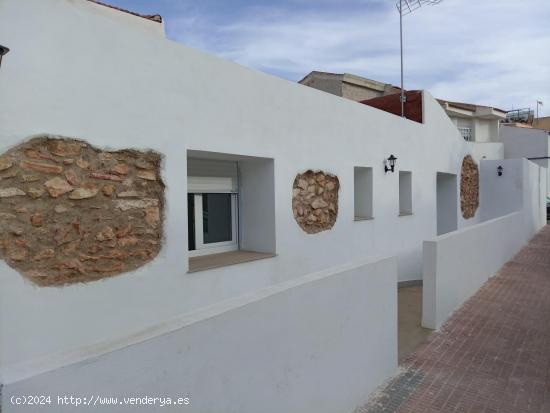 Se vende Casa totalmente reformada en Las Torres de Cotillas - MURCIA