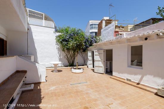 PLANTA BAJA CON APARTAMENTO INDEPENDIENTE Y TERRAZA EN  SON ESPANYOLET (Sta.Catalina) - BALEARES