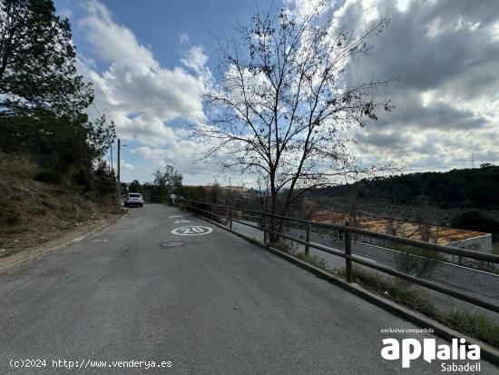 OPORTUNIDAD GRAN PARCELA EN CASTELLAR DEL VALLES - BARCELONA