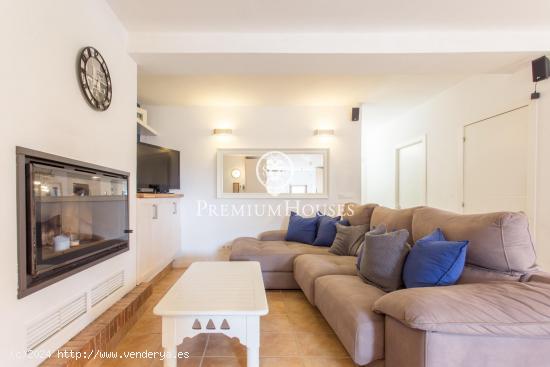 Fabulosa casa con piscina y licencia turística en venta en Tordera - BARCELONA