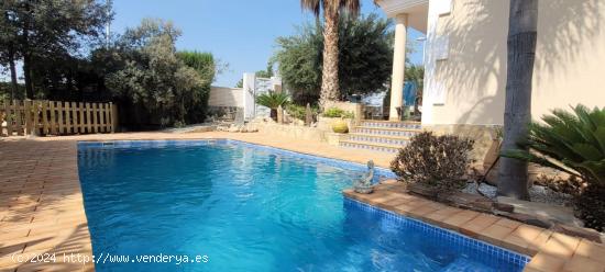 Chalet en venta Lliria - VALENCIA