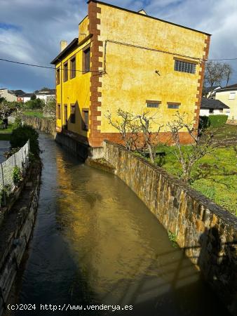 Se vende Casa con terreno - LEON