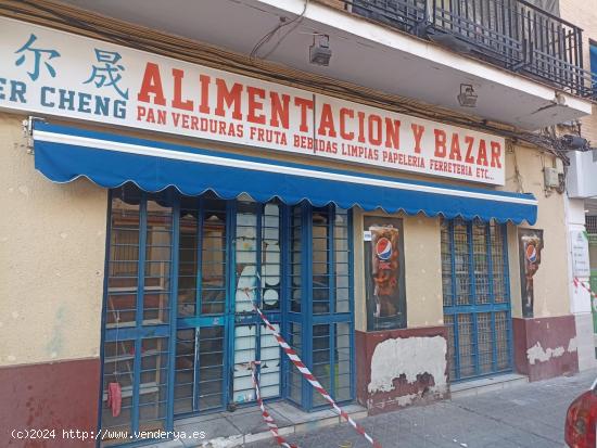  LOCAL COMERCIAL EN LOS REMEDIOS DISPONIBLE - SEVILLA 