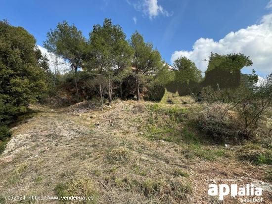 OPORTUNIDAD GRAN PARCELA EN CASTELLAR DEL VALLES - BARCELONA