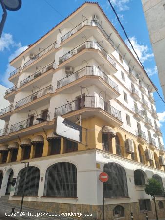 PISO MUY GRANDE EN CALLE JUAN MORRISON, A 2 MINUTOS DEL CENTRO DE ALGECIRAS - CADIZ