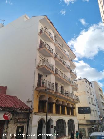 PISO MUY GRANDE EN CALLE JUAN MORRISON, A 2 MINUTOS DEL CENTRO DE ALGECIRAS - CADIZ