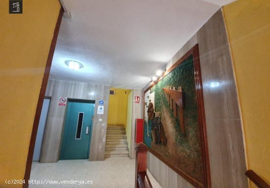 Se vende gran piso de 139m2 , 3 hab, 2 baños y gran patio interior abierto en La Cuesta, La Laguna 