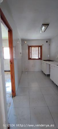 Se Vende en Baza - GRANADA