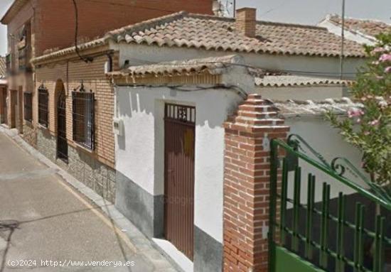 CASA BAJA EN POLAN - CALLE FUENTES 13 - TOLEDO