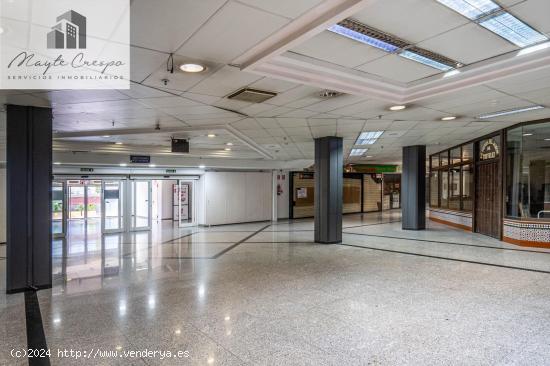 LOCAL COMERCIAL EN CENTRO COMERCIAL NEPTUNO!!!!!!!!!!!!! - GRANADA