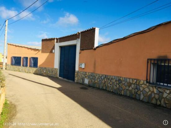 ALMACEN VERSÁTIL EN MORALES DEL VINO - ZAMORA