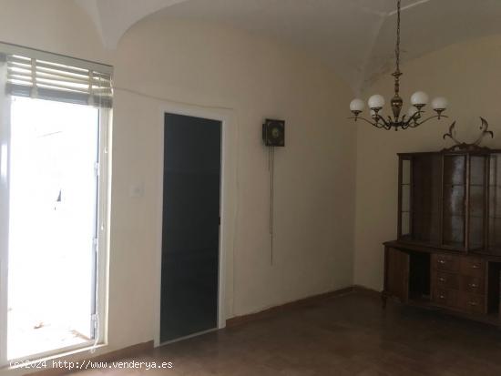 CASABANCO VENDE   CASA EN VILLAFRANCA  DE LOS BARROS - BADAJOZ