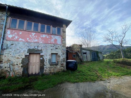 VENTA DE CASA A 5 KM DE LA PLAYA DE SANTA MARINA - ASTURIAS